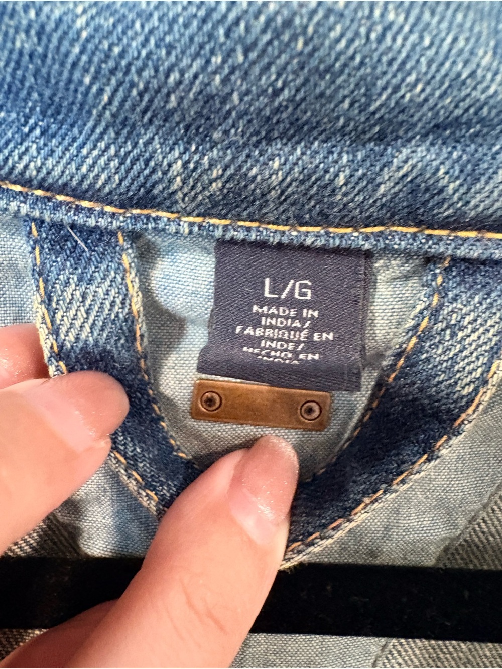 Tommy Hilfiger Men’s 100% Cotton Denim Trucker Jacket | Large | Classic Blue - Picture 4 of 11